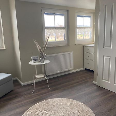 Ferienwohnung "Alter Gutshof" Huehnergott Sellin  Luaran gambar